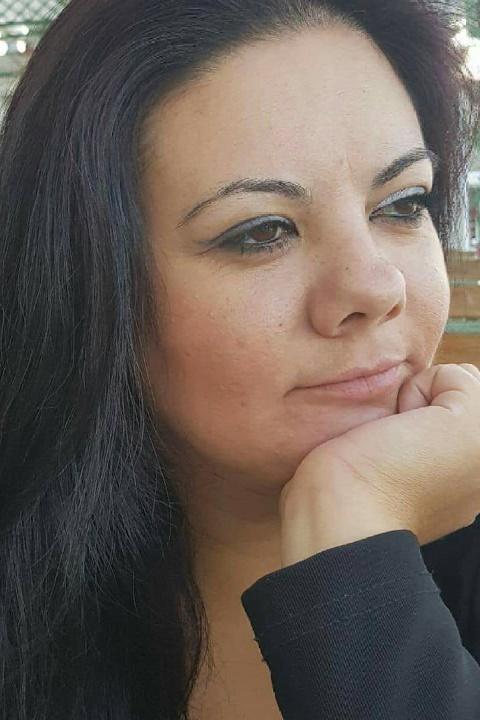 Svetlana (37) aus Osteuropa sucht einen Mann