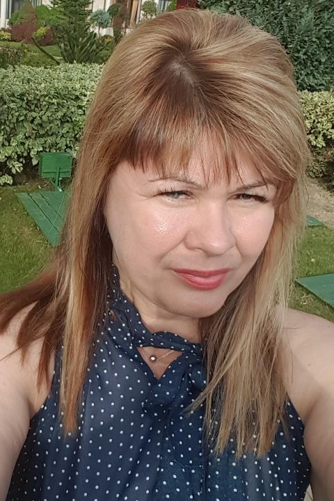 Nataly (60) aus Osteuropa sucht einen Mann