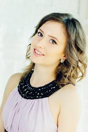 Viktoria sucht einen Partner über die Partnervermittlung Ukraine Foto von Viktoria, einer Frau aus der Ukraine auf Partnersuche