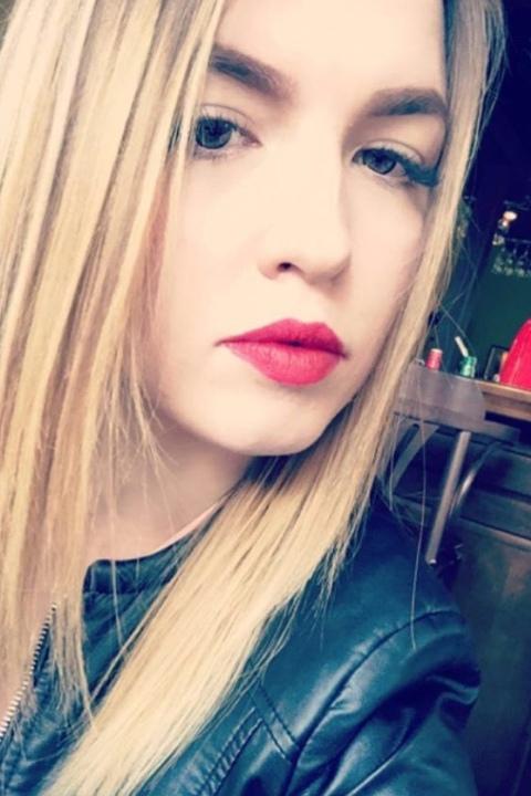 Ninel sucht einen Partner über die Partnervermittlung Ukraine Foto von Ninel, einer Frau aus der Ukraine auf Partnersuche