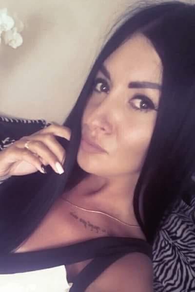 Yulia sucht einen Partner über die Partnervermittlung Ukraine Foto von Yulia, einer Frau aus der Ukraine auf Partnersuche