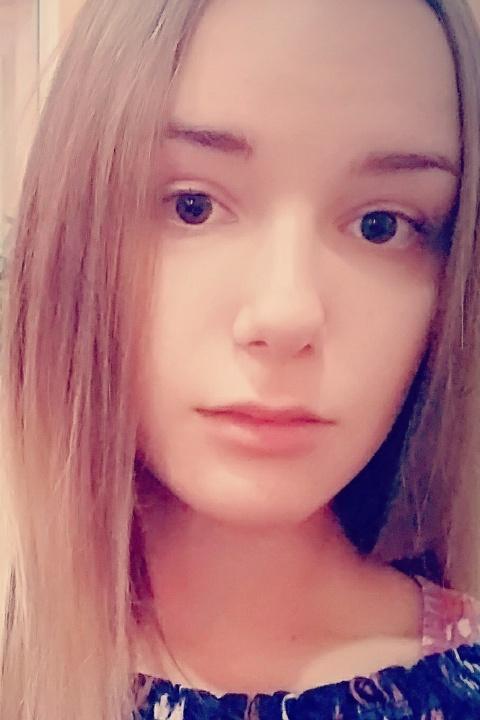 Natalia sucht einen Partner über die Partnervermittlung Ukraine Foto von Natalia, einer Frau aus der Ukraine auf Partnersuche