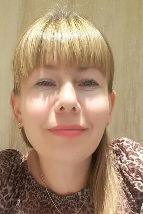 Tetyana (54) aus Osteuropa sucht einen Mann