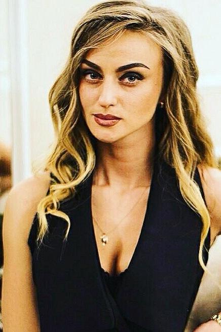 Anna sucht einen Partner über die Partnervermittlung Ukraine Foto von Anna, einer Frau aus der Ukraine auf Partnersuche