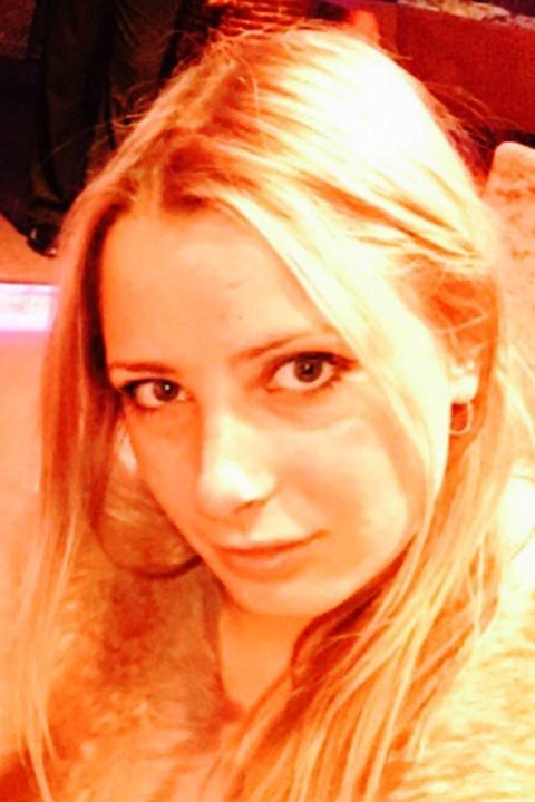 Irina sucht einen Partner über die Partnervermittlung Ukraine Foto von Irina, einer Frau aus der Ukraine auf Partnersuche