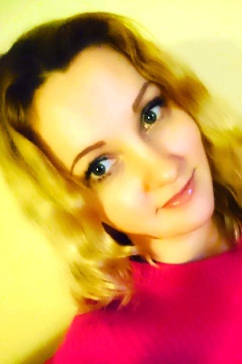 Irina sucht einen Partner über die Partnervermittlung Ukraine Foto von Irina, einer Frau aus der Ukraine auf Partnersuche