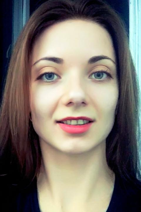 Oksana sucht einen Partner über die Partnervermittlung Ukraine Foto von Oksana, einer Frau aus der Ukraine auf Partnersuche