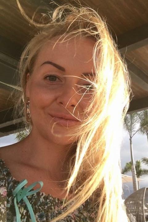 Olga sucht einen Partner über die Partnervermittlung Ukraine Foto von Olga, einer Frau aus der Ukraine auf Partnersuche