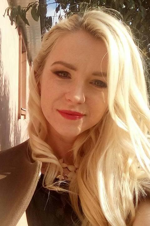 Viktoriia sucht einen Partner über die Partnervermittlung Ukraine Foto von Viktoriia, einer Frau aus der Ukraine auf Partnersuche