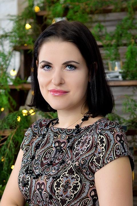 Foto von Ielyzaveta, einer Frau aus der Ukraine auf Partnersuche