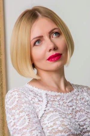 Irina sucht einen Partner über die Partnervermittlung Ukraine Foto von Irina, einer Frau aus der Ukraine auf Partnersuche
