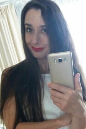 Ludmyla sucht einen Partner über die Partnervermittlung Ukraine Foto von Ludmyla, einer Frau aus der Ukraine auf Partnersuche