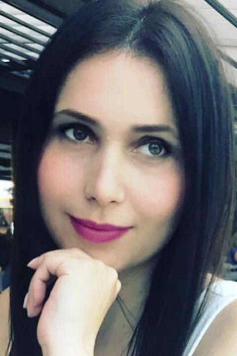 Anna sucht einen Partner über die Partnervermittlung Ukraine Foto von Anna, einer Frau aus der Ukraine auf Partnersuche