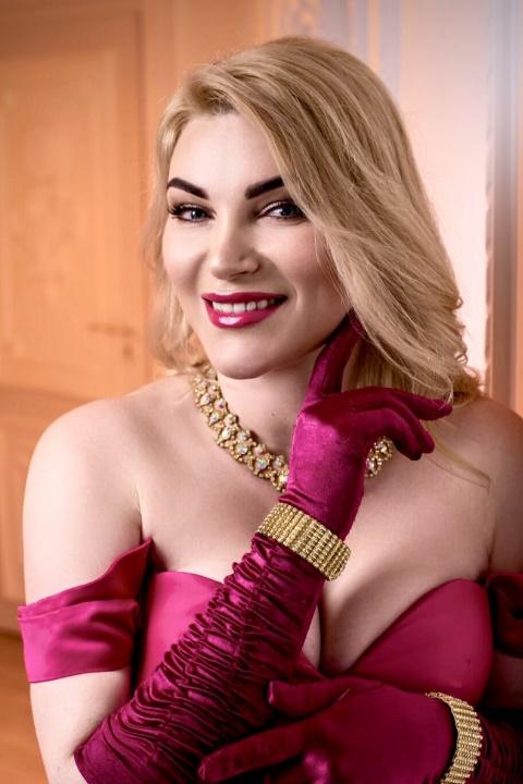 Auf Partnersuche bei Partnervermittlung: Foto von Anna
