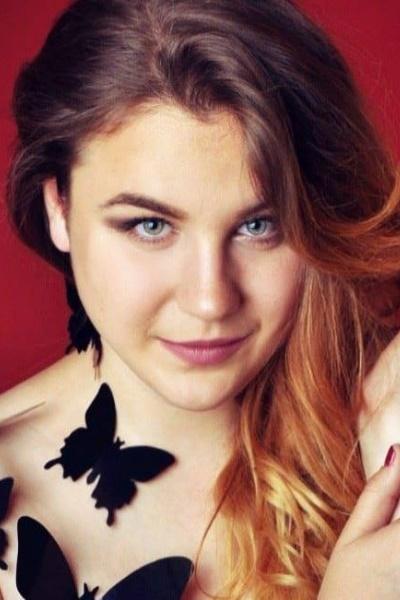Darina sucht einen Partner über die Partnervermittlung Ukraine Foto von Darina, einer Frau aus der Ukraine auf Partnersuche