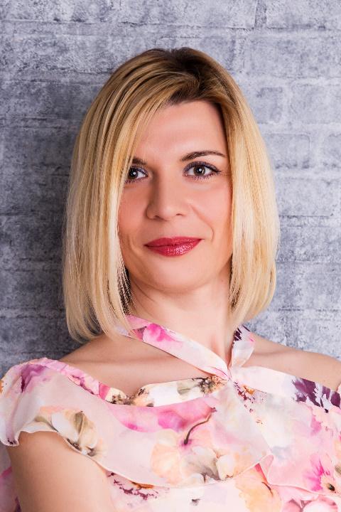 Valentina (44) aus Osteuropa sucht einen Mann