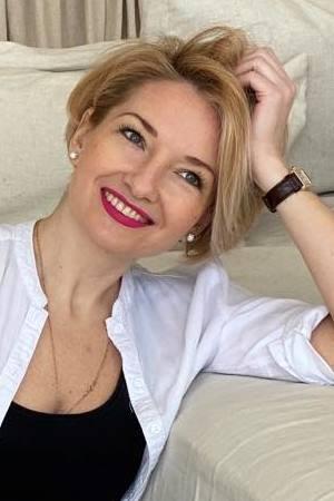 Kateryna sucht einen Partner über die Partnervermittlung Ukraine Foto von Kateryna, einer Frau aus der Ukraine auf Partnersuche