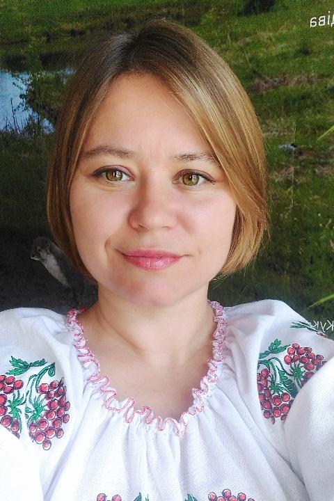 Anastasiia (41) aus Osteuropa sucht einen Mann