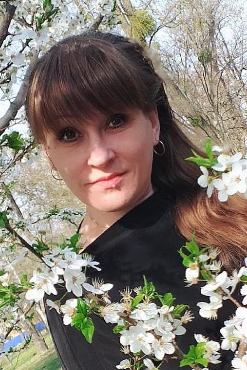 Olga (45) aus Osteuropa sucht einen Mann