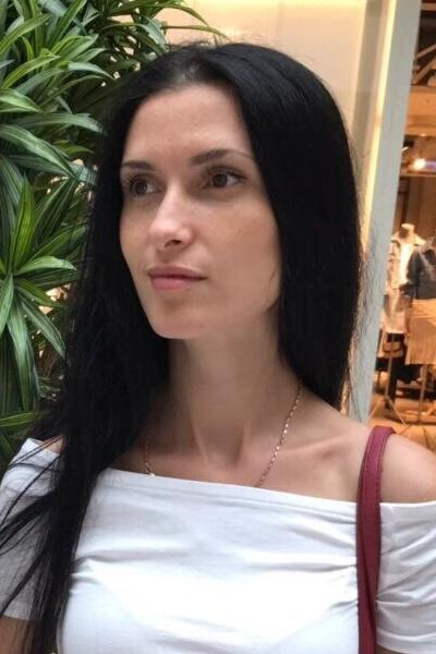 Victoria (34) aus Osteuropa sucht einen Mann