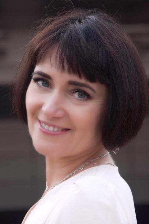 Vira sucht einen Partner über die Partnervermittlung Ukraine Foto von Vira, einer Frau aus der Ukraine auf Partnersuche