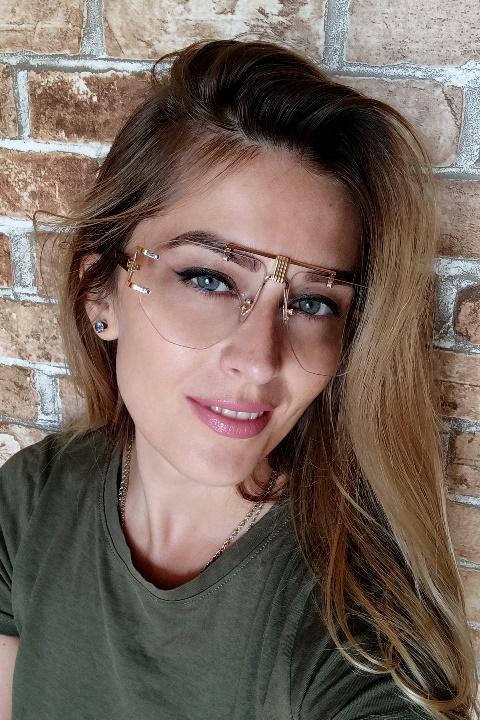 Anastasia sucht einen Partner über die Partnervermittlung Ukraine Foto von Anastasia, einer Frau aus der Ukraine auf Partnersuche