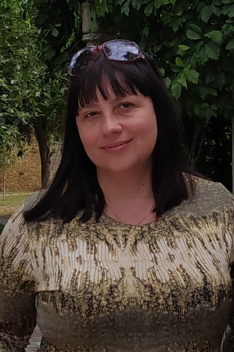 Vlada (53) aus Osteuropa sucht einen Mann
