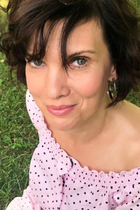 Elena (51) aus Osteuropa sucht einen Mann