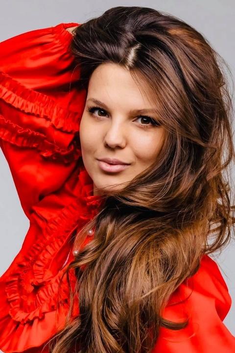 Alyona sucht einen Partner über die Partnervermittlung Ukraine Foto von Alyona, einer Frau aus der Ukraine auf Partnersuche
