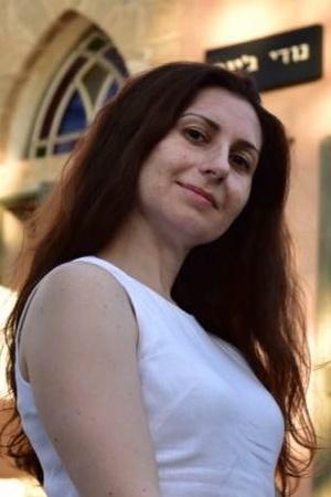 Inna sucht einen Partner über die Partnervermittlung Ukraine Foto von Inna, einer Frau aus der Ukraine auf Partnersuche