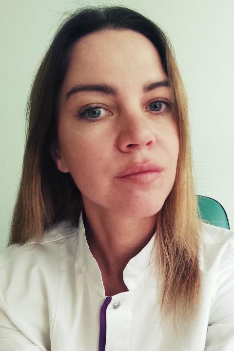 Olga (44) aus Osteuropa sucht einen Mann