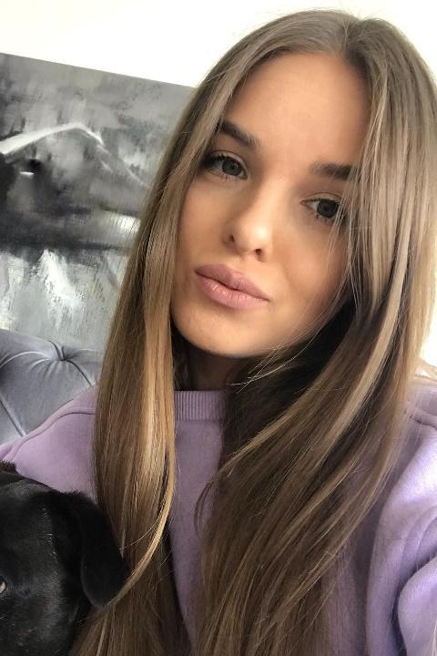 Yelyzaveta sucht einen Partner über die Partnervermittlung Ukraine Foto von Yelyzaveta, einer Frau aus der Ukraine auf Partnersuche