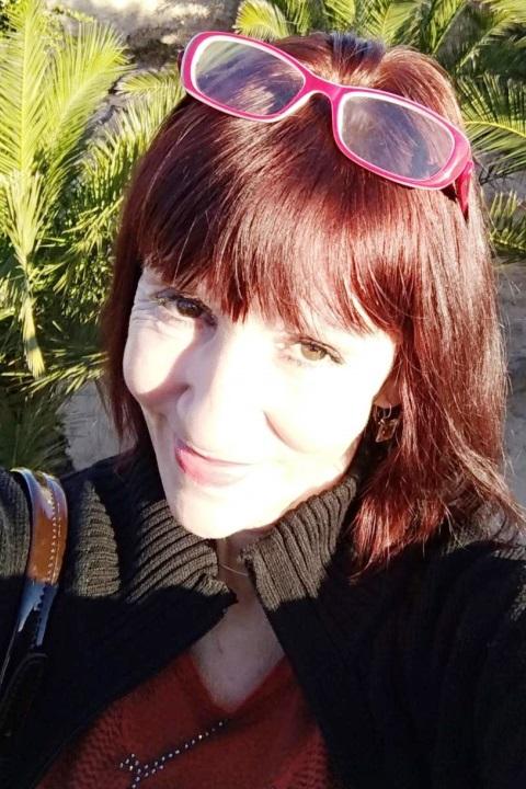 Olga (61) aus Osteuropa sucht einen Mann