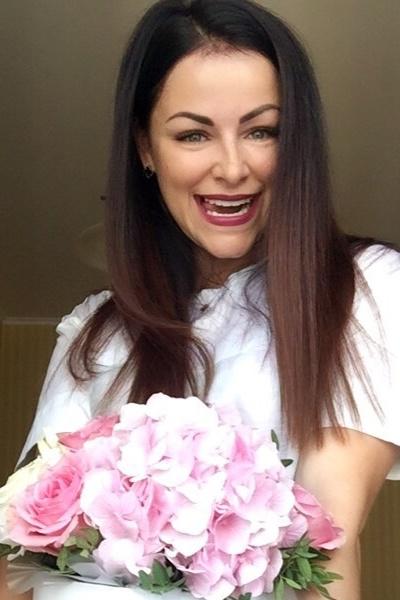 Anna sucht einen Partner über die Partnervermittlung Ukraine Foto von Anna, einer Frau aus der Ukraine auf Partnersuche