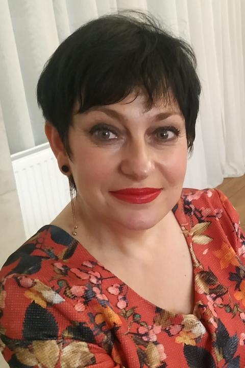 Lyudmila (50) aus Osteuropa sucht einen Mann