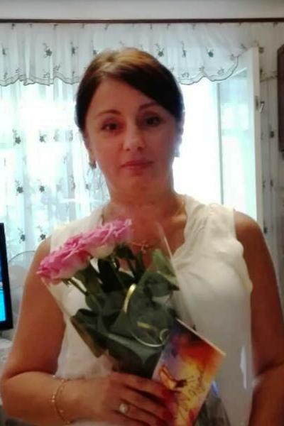 Oksana (52) aus Osteuropa sucht einen Mann