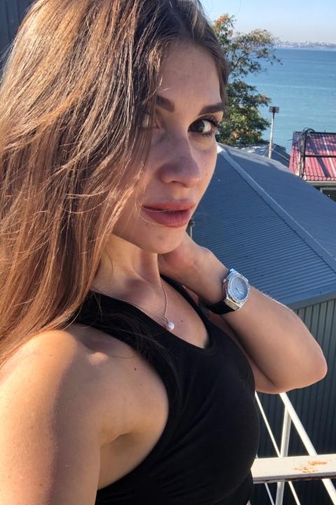 Viktoriya sucht einen Partner über die Partnervermittlung Ukraine Foto von Viktoriya, einer Frau aus der Ukraine auf Partnersuche