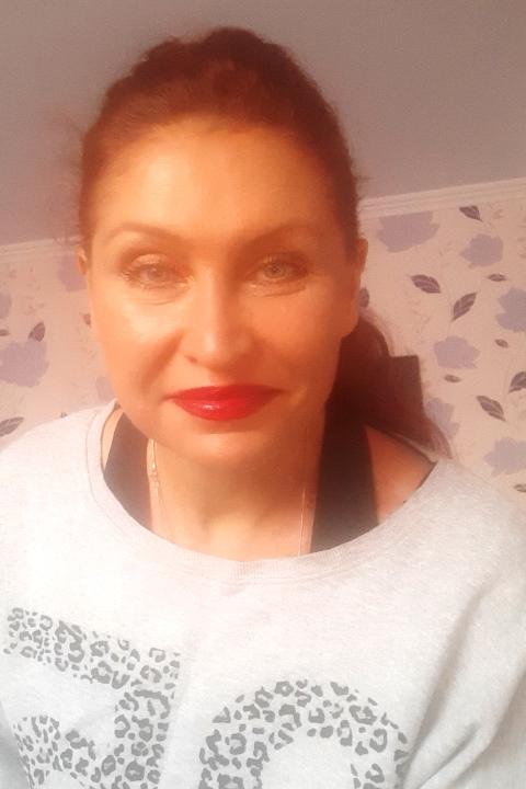 Eleonora sucht einen Partner über die Partnervermittlung Ukraine Foto von Eleonora, einer Frau aus der Ukraine auf Partnersuche