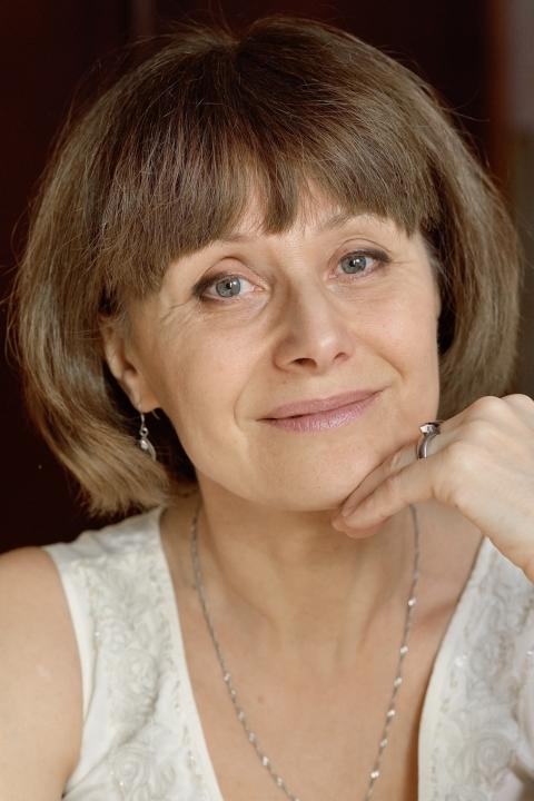 Inna (62) aus Osteuropa sucht einen Mann