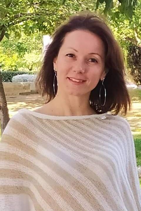 Yuliia (47) aus Osteuropa sucht einen Mann