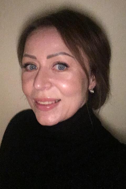 Yana sucht einen Partner über die Partnervermittlung Ukraine Foto von Yana, einer Frau aus der Ukraine auf Partnersuche