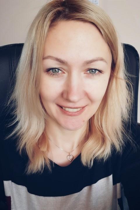 Zoya (44) aus Osteuropa sucht einen Mann