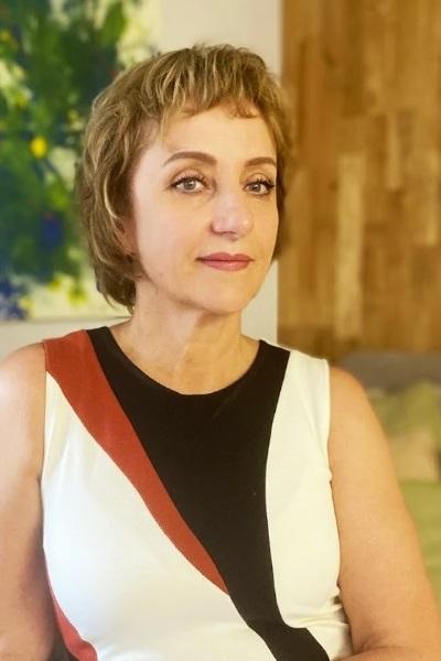 Olga sucht einen Partner über die Partnervermittlung Ukraine Foto von Olga, einer Frau aus der Ukraine auf Partnersuche