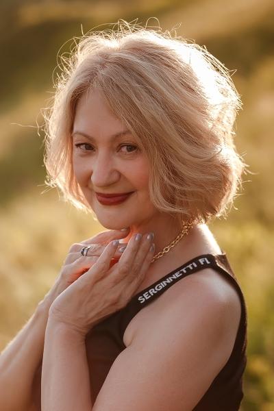 Larisa (63) aus Osteuropa sucht einen Mann