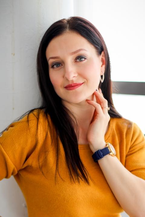 Inna sucht einen Partner über die Partnervermittlung Ukraine Foto von Inna, einer Frau aus der Ukraine auf Partnersuche