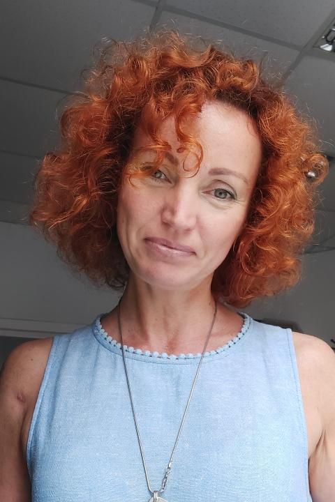 Tanya (50) aus Osteuropa sucht einen Mann