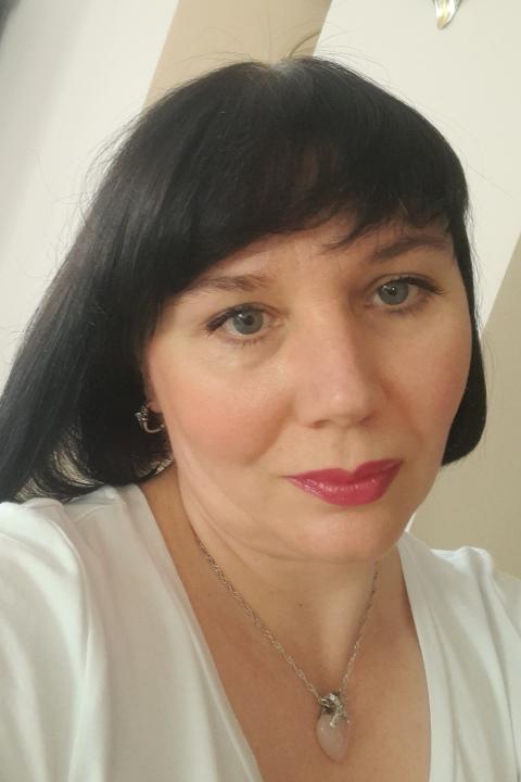 Anna (47) aus Osteuropa sucht einen Mann