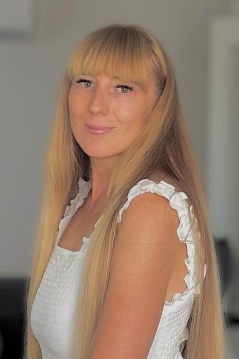 Oksana (45) aus Osteuropa sucht einen Mann