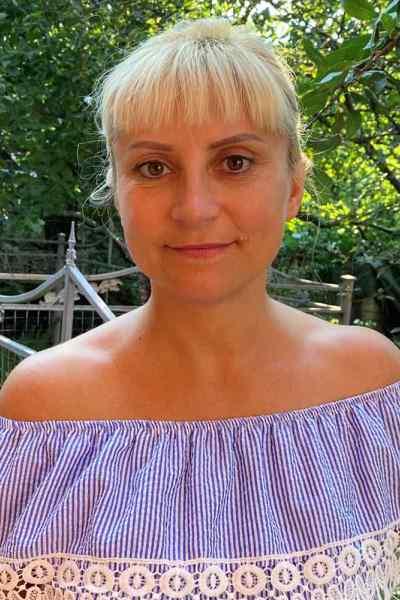 Larisa (48) aus Osteuropa sucht einen Mann