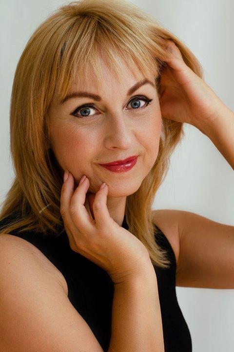 Viktoriia sucht einen Partner über die Partnervermittlung Ukraine Foto von Viktoriia, einer Frau aus der Ukraine auf Partnersuche